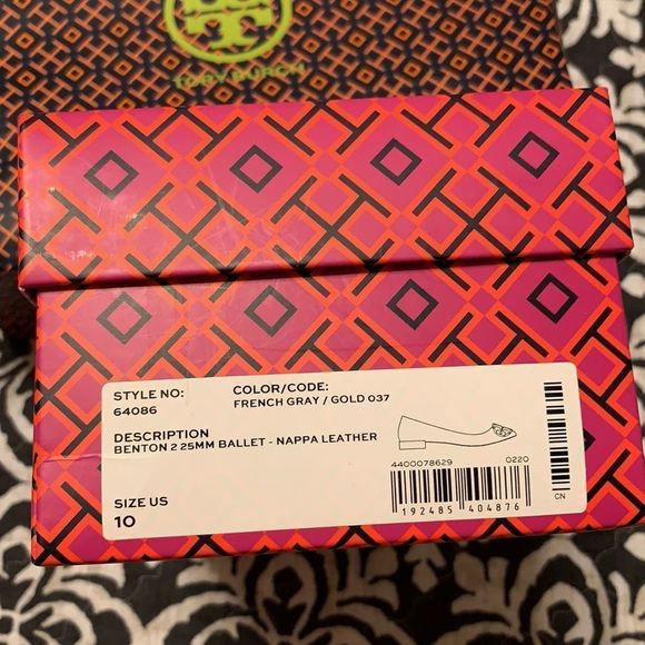 TORY BURCH  leather shoes size 10 - Picture 10 of 10